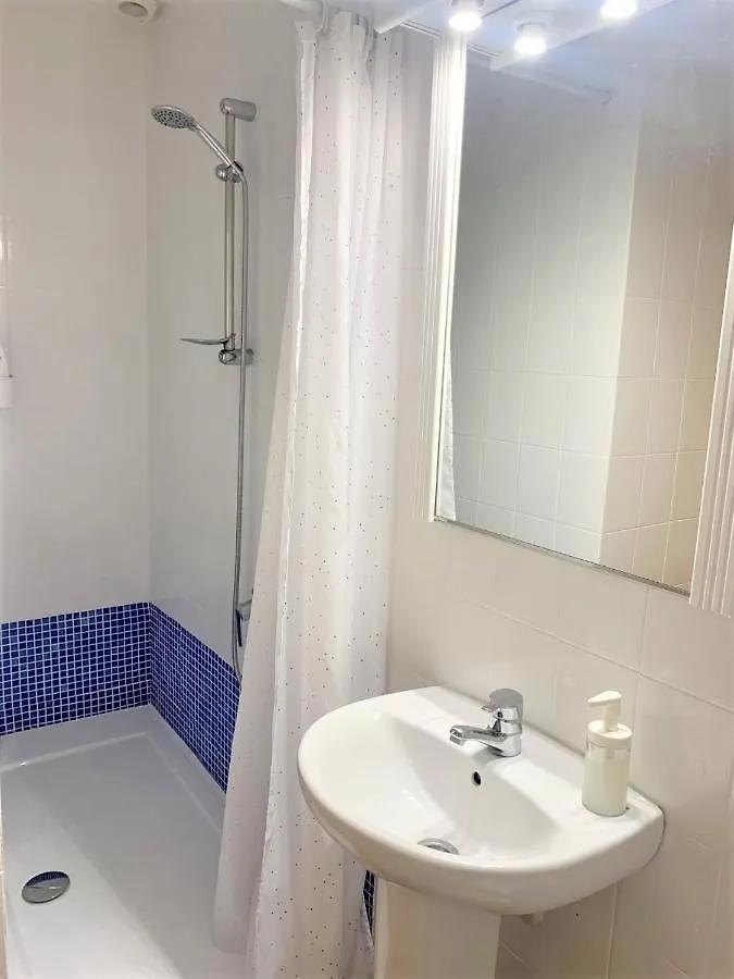 Апартаменты Apartamento Planta Baja En Arenal A 3 Min Playa Ареналь-д'эн-Кастель